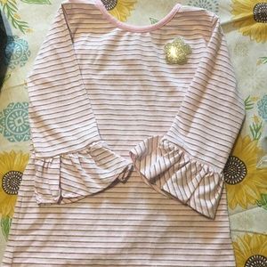 Little girls quarter length, size 5T cute top!